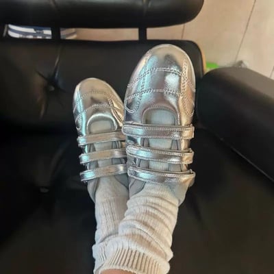 買一雙低調有存在感的 這種泡芙鞋  有大尺碼4