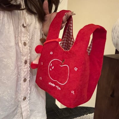 新年送閨蜜的平安小心意 紅色蘋果手提包5