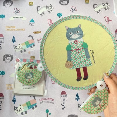 出門包包必備的小東西 一秒打開太方便   日系貓咪系列折疊扇2