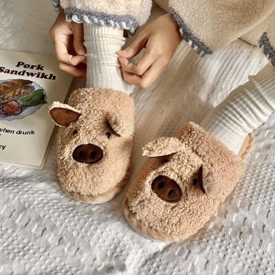 買一送一  小豬造型情侶保暖毛毛拖鞋2
