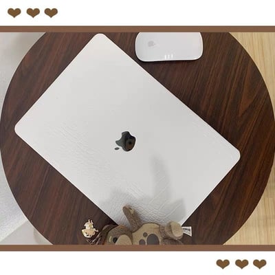 高級感白色鱷魚紋MacBook 專用保護殼5