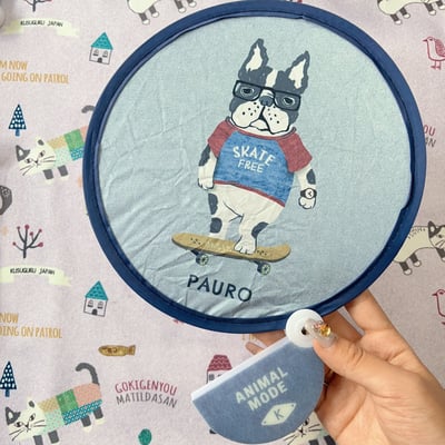 出門包包必備的小東西 一秒打開太方便   日系鬥牛犬系列折疊扇4