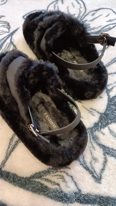 冬季超柔軟水貂毛交叉拖鞋  現貨4