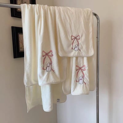 該換浴巾了～白兔子舒適浴巾三件套7