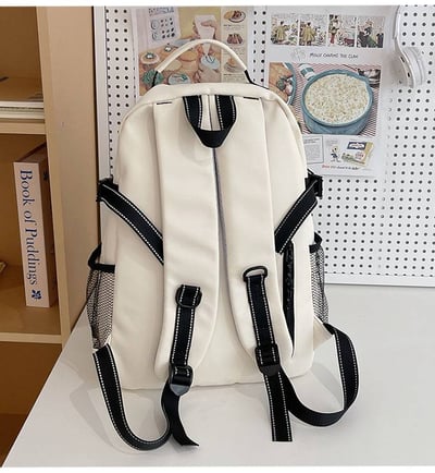 新款大容量雙肩包 初高中＆小學高年級適用 附可愛玩偶掛飾四色可選8