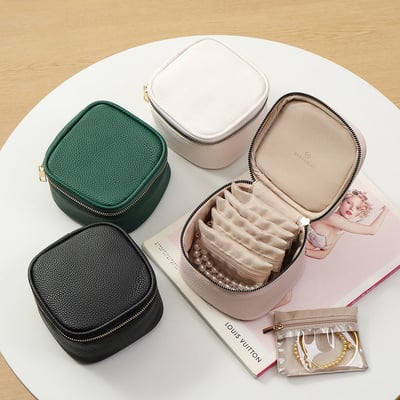 小巧卻很能裝 多層分袋旅行首飾收納包8