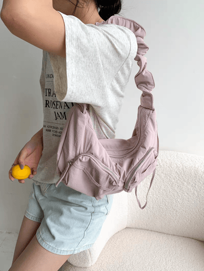 夏季必入！皺褶雲朵單肩包13