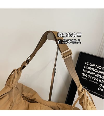 通勤休閒百搭 韓系風尼龍布流浪包 單肩斜挎包9