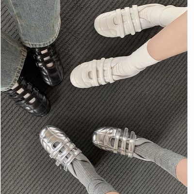 買一雙低調有存在感的 這種泡芙鞋  有大尺碼3