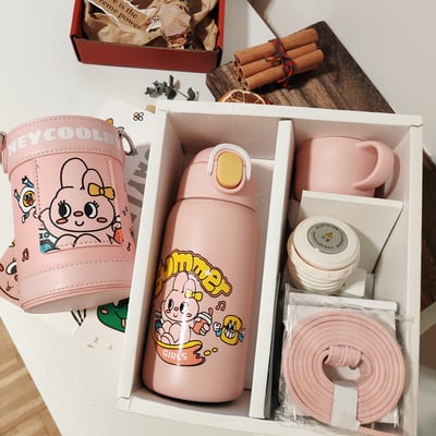 粉色可愛卡通斜背保溫杯1