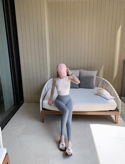 輕盈速乾無袖健身罩衫4