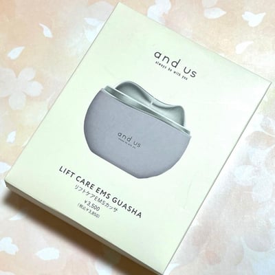 日本3coins限定and us 溫感×冷感×EMS 震動刮痧美容導入儀6