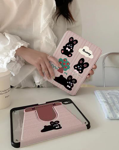 可愛邦尼兔 調皮小黑兔療癒系條紋平板保護套4
