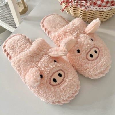 買一送一  小豬造型情侶保暖毛毛拖鞋3