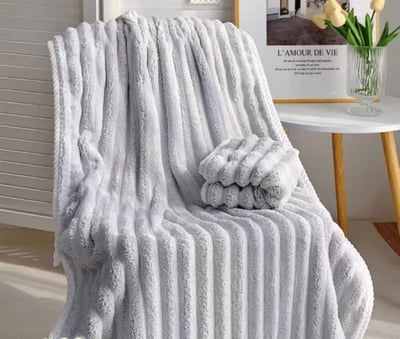 該換浴巾了～糖果條紋加厚珊瑚絨浴巾4