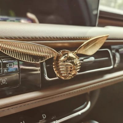 哈利波特金探子 金色飛賊車載香薰11