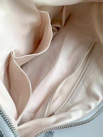 夏季必入！皺褶雲朵單肩包12