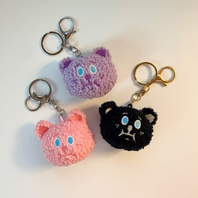 鑰匙圈｜毛絨絨雪莉熊頭（紫色/粉色/黑色）1