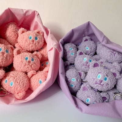 鑰匙圈｜毛絨絨雪莉熊頭（紫色/粉色/黑色）15