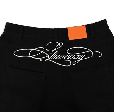 SWE 刺繡字樣牛仔褲14