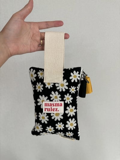 Masmarulezღ (大) 經典雛菊化妝包1