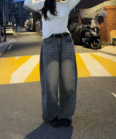 低腰側邊抓摺落地牛仔寬褲 2colors3