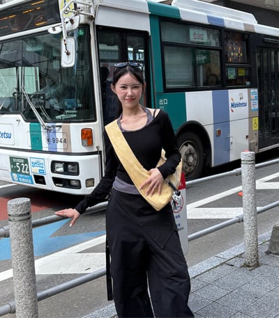 韓裡韓氣掛脖假兩件上衣 1color6