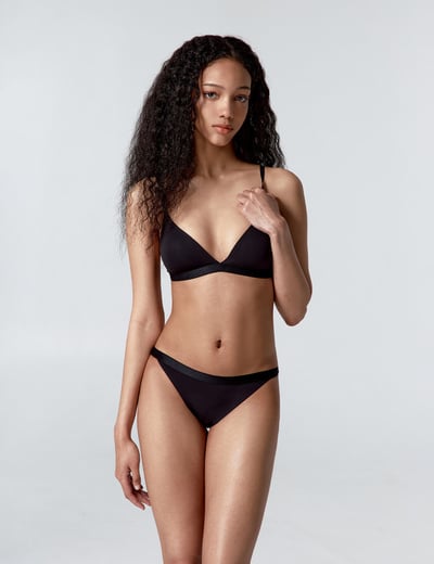 Verishღ 極致簡約美胸無鋼圈內衣 2colors1