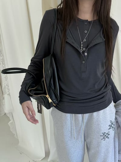 韓國春裝雙層排釦假兩件上衣 2colors7