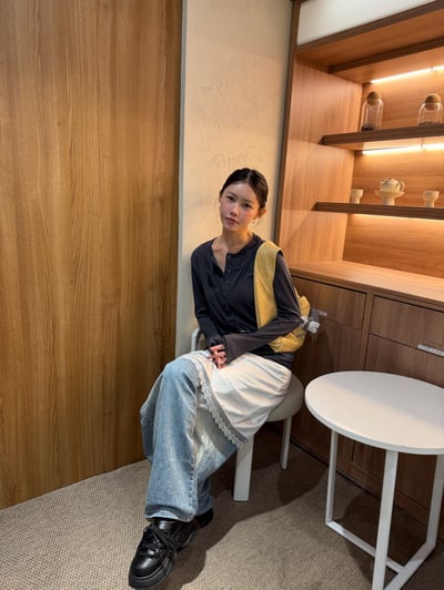 韓國春裝雙層排釦假兩件上衣 2colors5