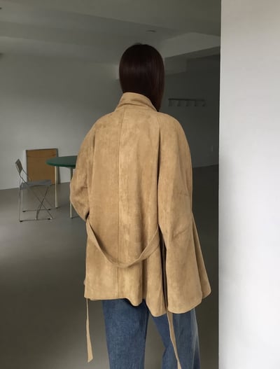 倫敦浪漫碎片麂皮中外套大衣 1color2