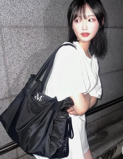 現貨在台 Mucent ღ signiture logo unisex bag (男女通用)3