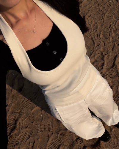 經典百搭掛脖背心 2colors4