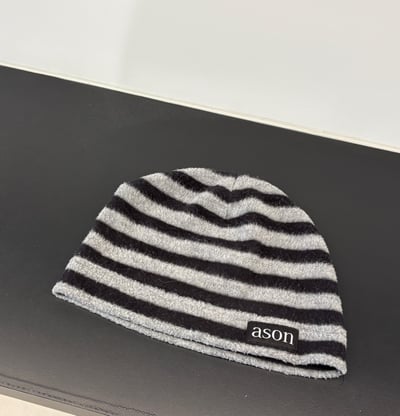 As"on ELENA BEANIE1