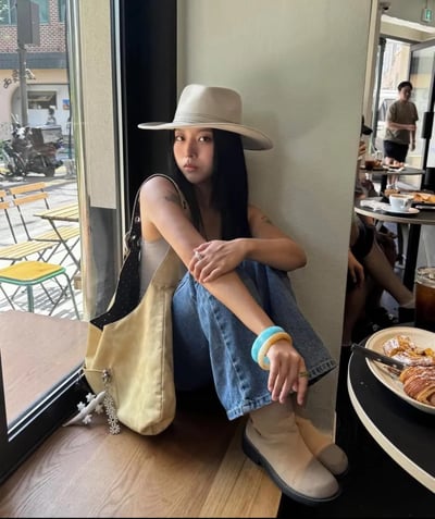 韓國小眾品牌 LETERIE⁂點點麂皮雙面包包 3colors11