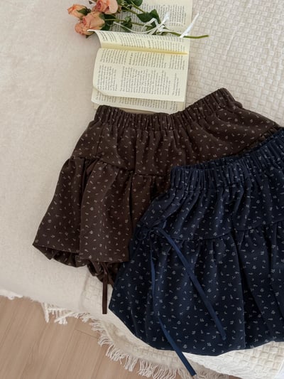 側綁帶甜美碎花短裙 2colors5