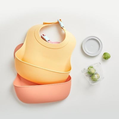 [MOYUUM] 扣式嬰兒用矽膠圍兜2