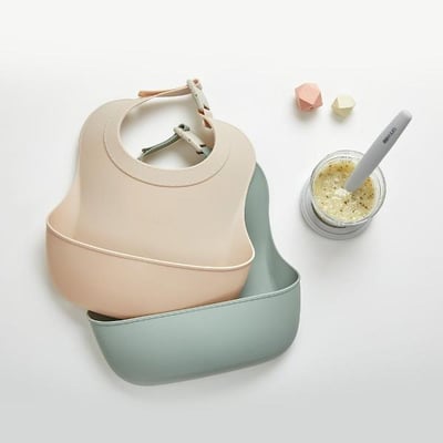 [MOYUUM] 扣式嬰兒用矽膠圍兜3