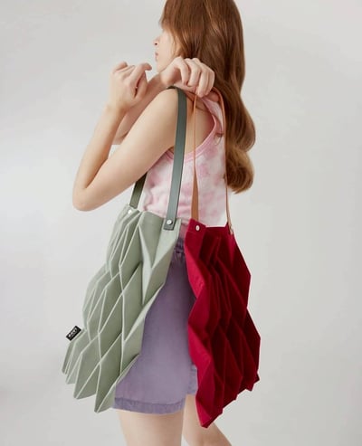 泰國代購百貨公司專櫃品牌PAVI STUDIO設計師品牌經典款摺疊肩背包9