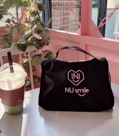 【現貨】韓國NUsmile大容量懶人化妝包3