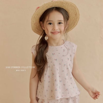 Melikey-小花語棉柔背心上衣｜韓系甜美百搭款5