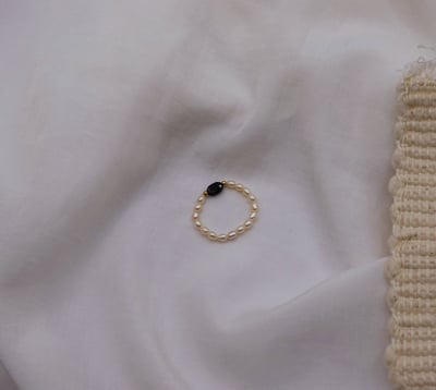 橢圓珍珠 天然石彈性珠戒 14KGF6