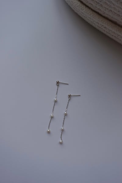 珍珠間隔純銀耳環 S9251