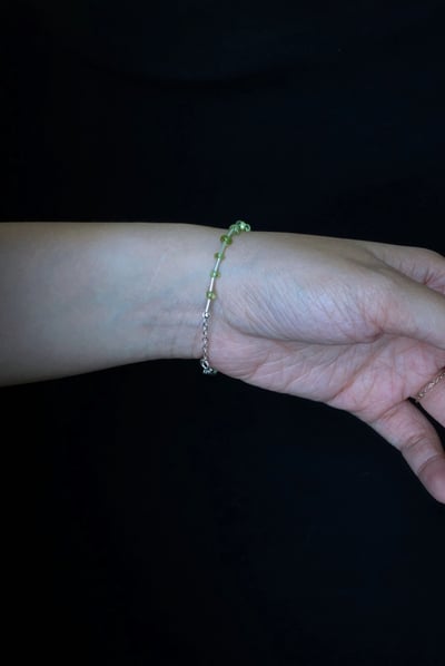 銀管間隔橄欖石手鍊 S9254