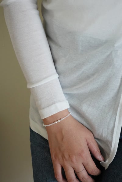 連續三顆珍珠月光石手鍊 S9253