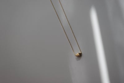 Classic 刻花菱形柱項鍊 14KGF3