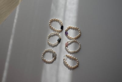 橢圓珍珠 天然石彈性珠戒 14KGF2