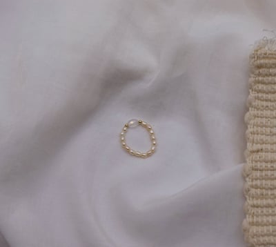 橢圓珍珠 天然石彈性珠戒 14KGF3