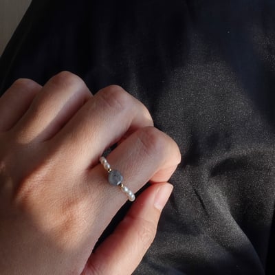 橢圓珍珠 天然石彈性珠戒 14KGF10