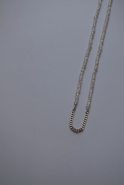 有點個性細扁珍珠項鍊 S9251